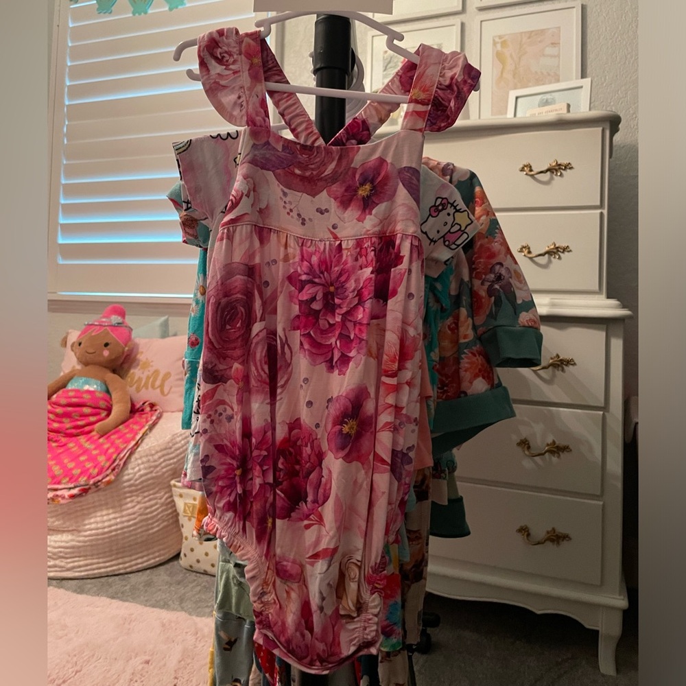 POSH PEANUT - AMIRA Ruffled bubble, 2T NWOT